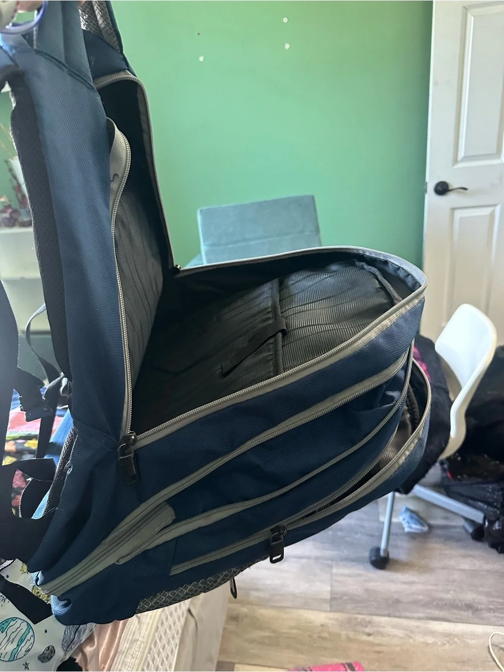 Kenneth Cole Reaction Blue and Gray Multi-Compartment Backpack
